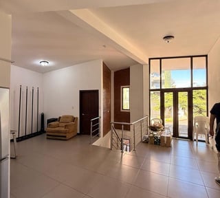 Casa en Venta en Zona 15 Vista Hermosa II – Ideal para Vivienda, Oficinas o Desa