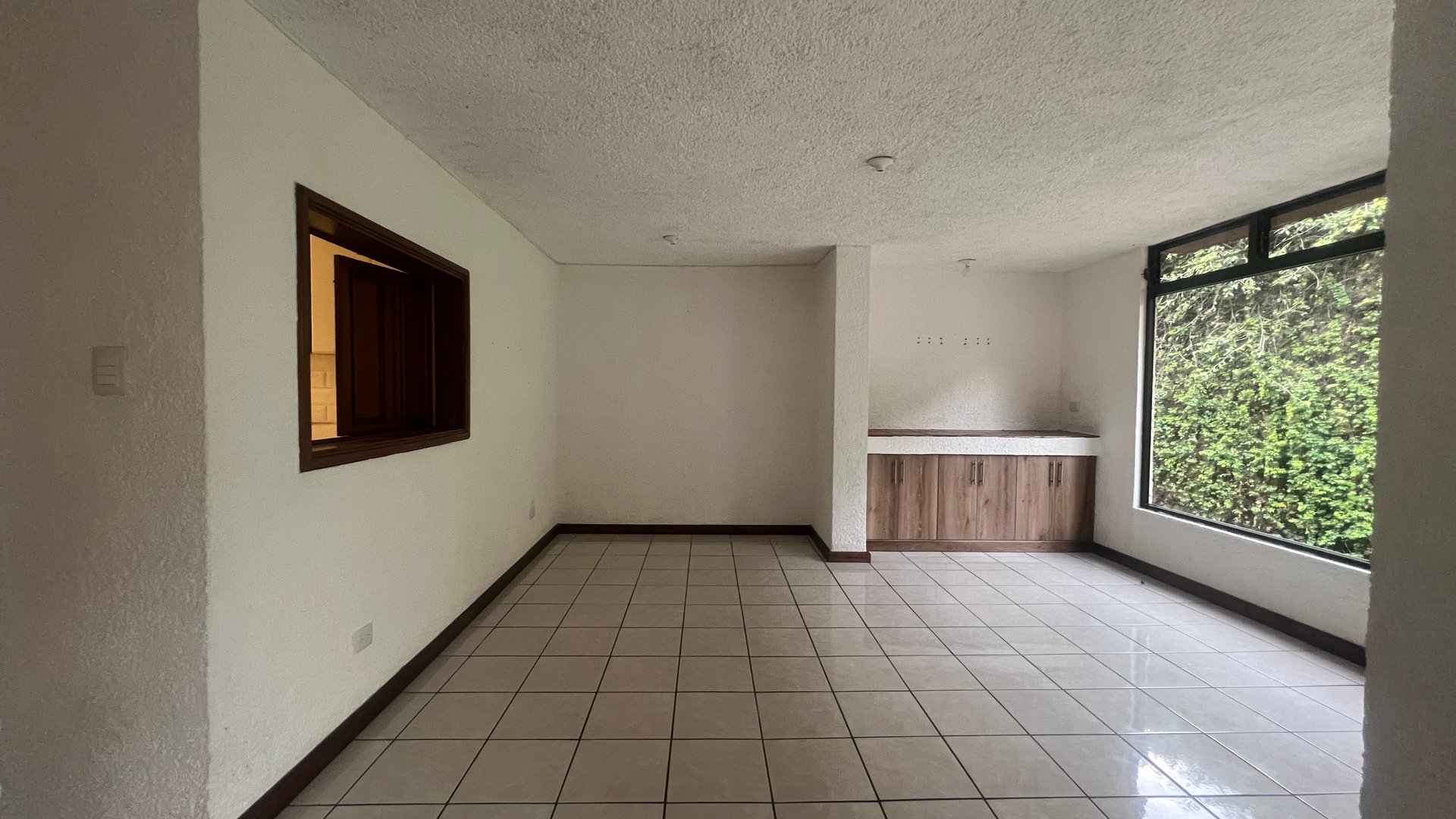 Apartamento en Renta, Zona 15 (R10381) - Miniatura 2