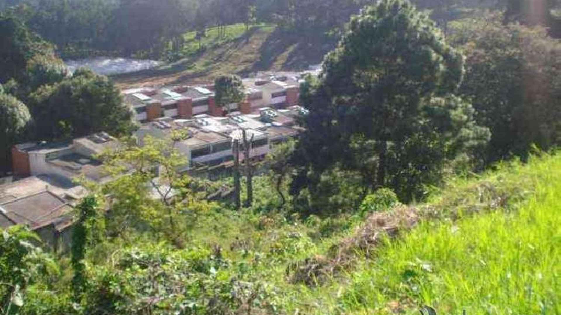 TERRENO EN VENTA EN CONDOMINIO ZONA 16.