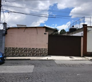 Venta de Casa en área comercial de la zona 13 Pamplona