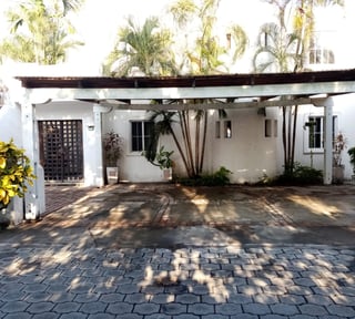 Casa de playa, de 5 habitaciones, en alquiler Marena