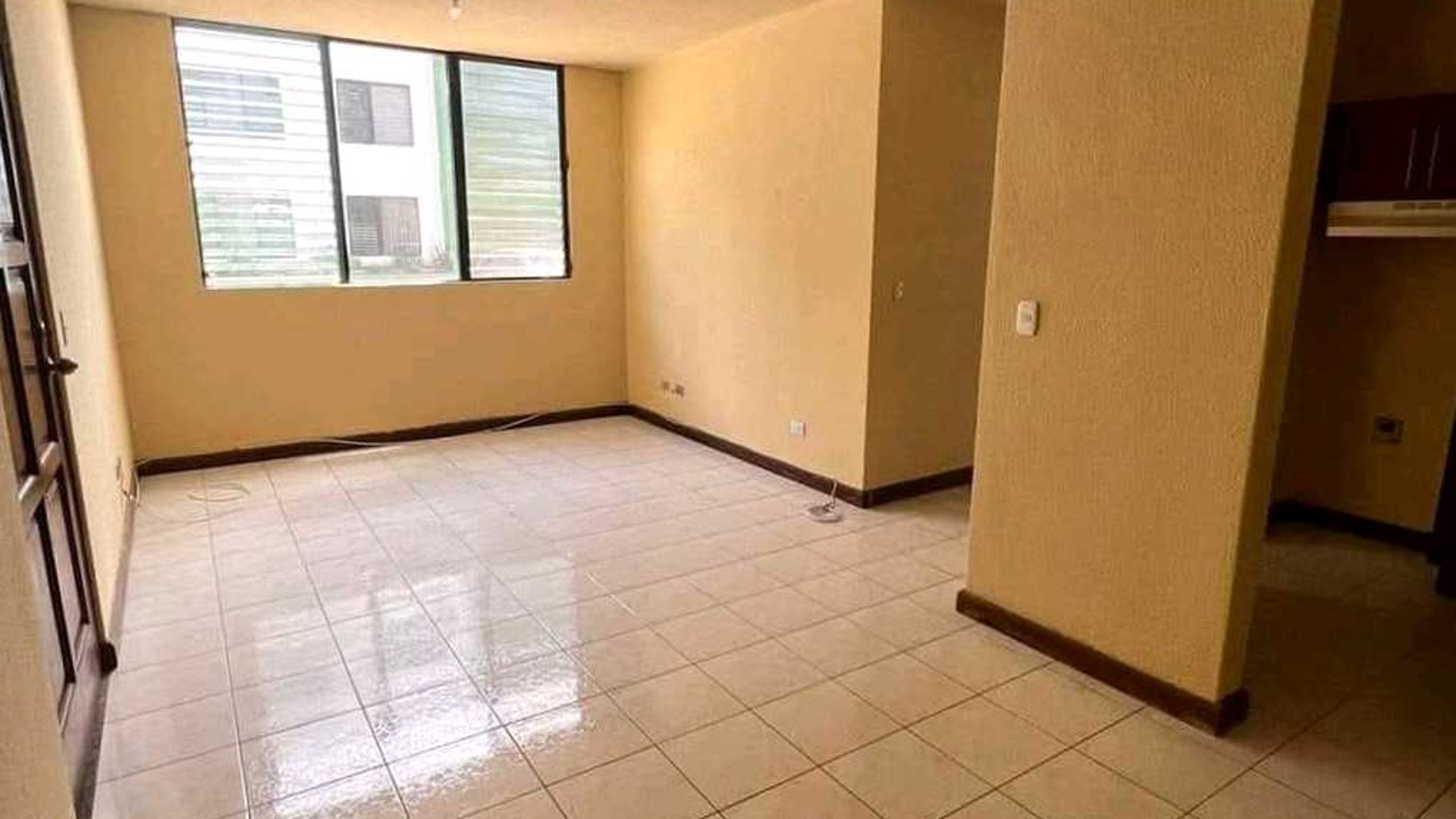 APARTAMENTO EN ALQUILER????Condominio Valles de Acatán, Zona 16 - Miniatura 2