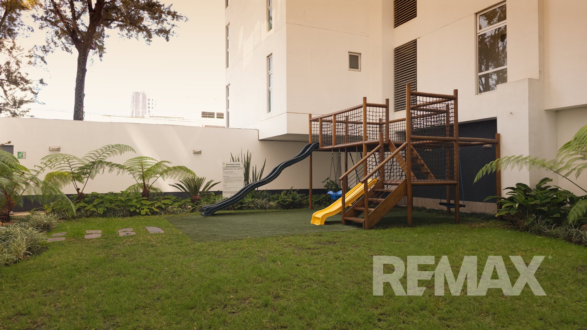 Apartamento en Venta en Zona 10, City Haus - Miniatura 9