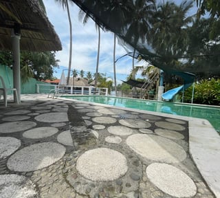 CASA DE PLAYA EN RENTA, EN LIKIN