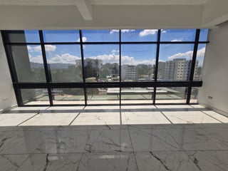 Oficina en renta zona 10 / Renovati - 5