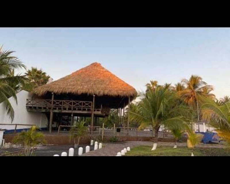 CASA EN VENTA EN EL MAR ALTA MAR