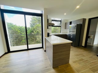 VENTA DE AMPLIO Y LINDO APARTAMENTO - O2, KM 14.1 CES - 2