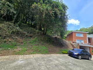 Terreno Grande en Venta en Condominio Exclusivo Colinas de Castel‼️ - 3