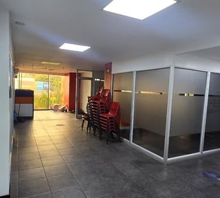 Oficina en ALQUILER en zona 4 - Miniatura 4