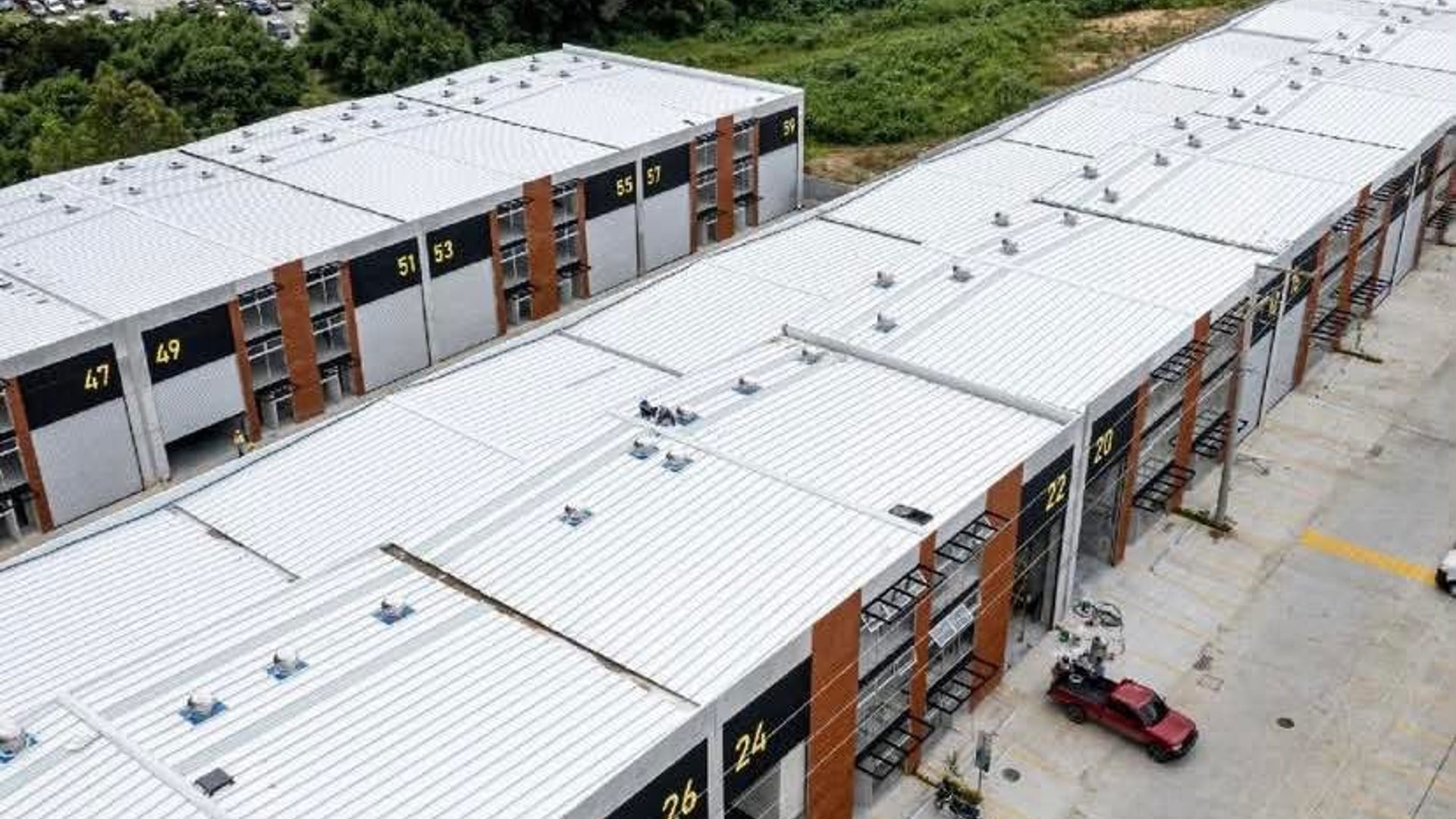 RENTA Ofibodega en Zona de Negocios San Nicolás - Miniatura 5