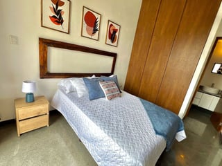 Apartamento en Venta Edificio Cuatro Venezia Zona 4 - Image 13