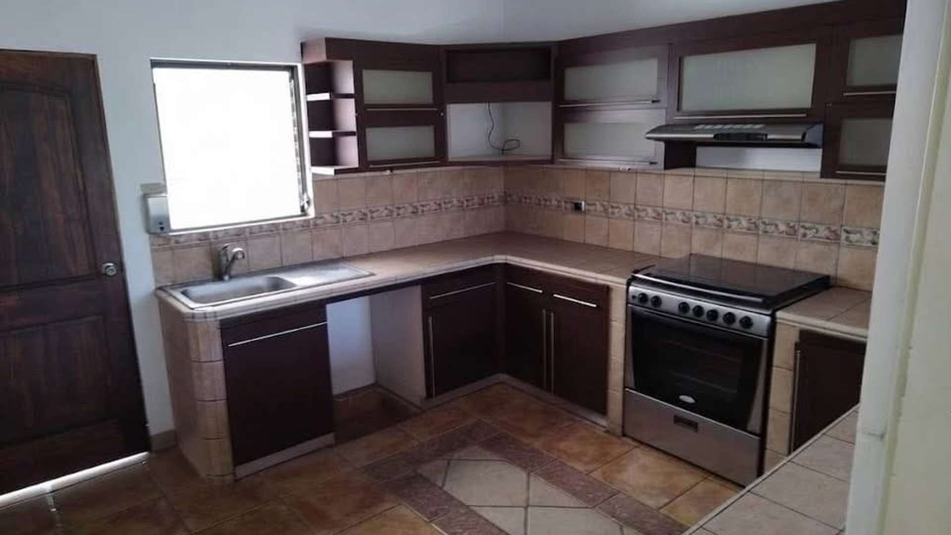 CASA EN COLONIA VISTA VERDE, SAN CRISTOBAL ZONA 8 DE MIXCO