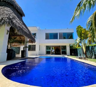 CASA DE PLAYA EN VENTA 📍 Condominio Pérgolas del Mar, Puerto Quetzal