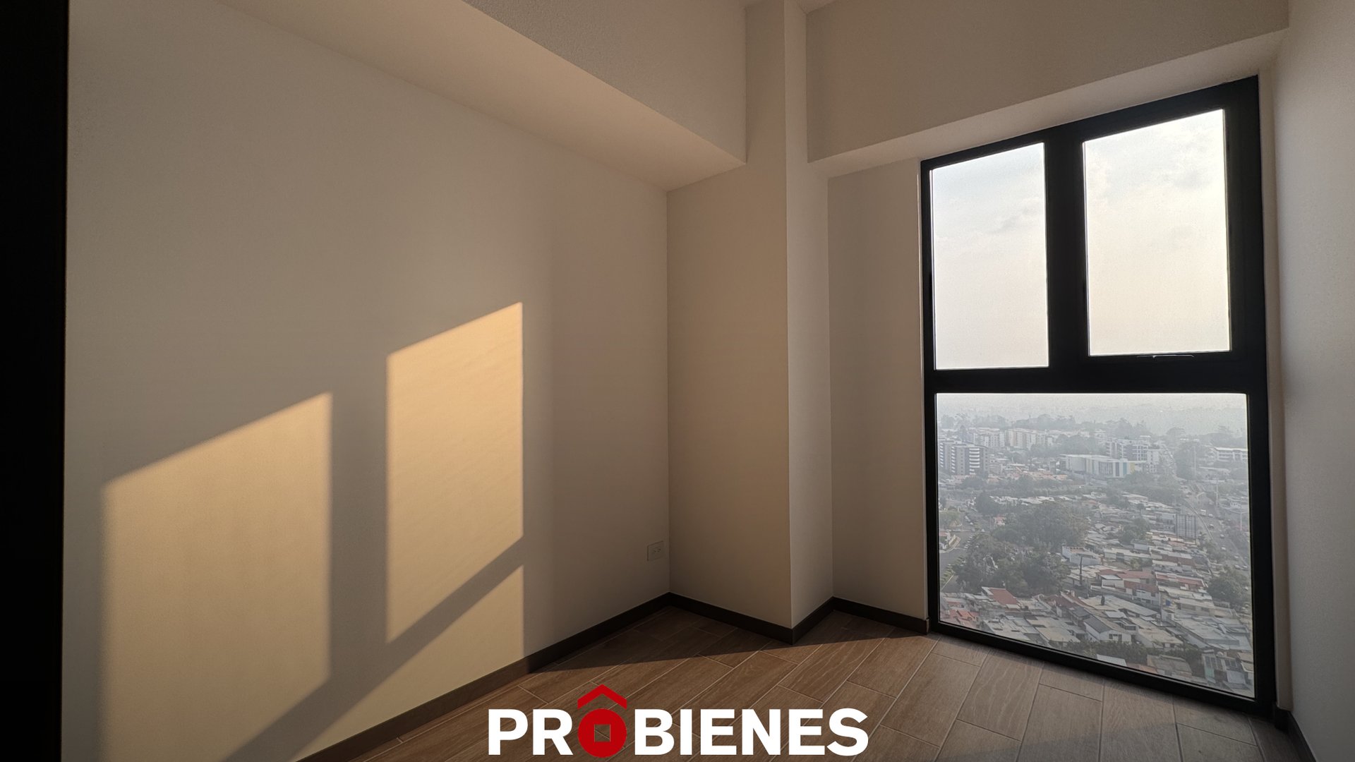 Apartamento en venta | Altaire zona 11 - Miniatura 2