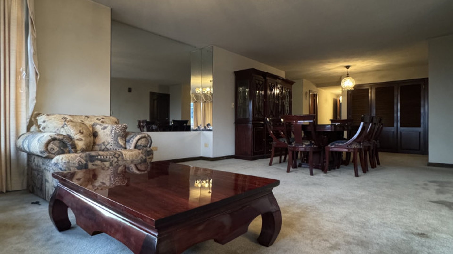 Apartamento en Renta zona 14 Avenida Las Americas - Miniatura 4