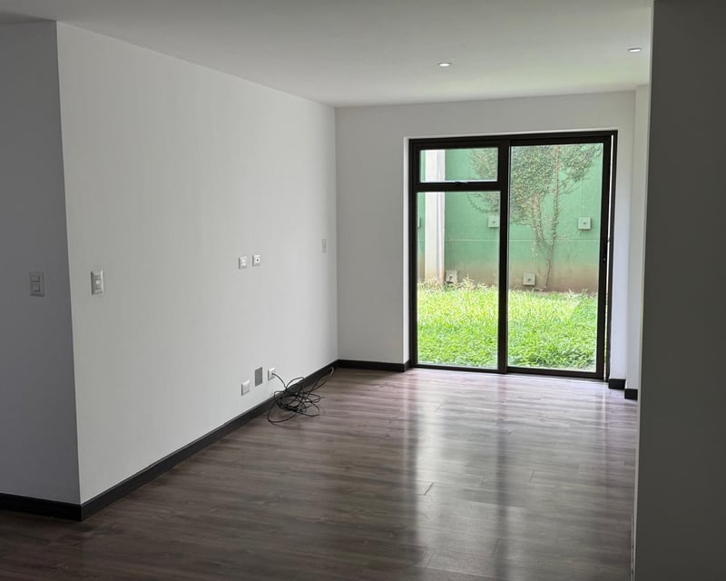 APARTAMENTO CON LINEA BLANCA EN EDIFICIO DI FIORI ZONA 7