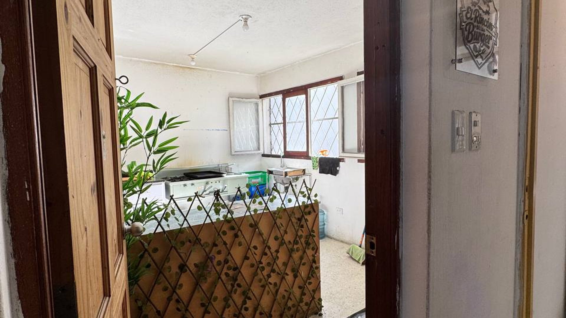 Casa comercial en renta en 15 avenida zona 1 - Miniatura 16