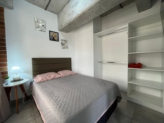 RENTA Apartamento Amueblado Zona 4 Edificio Modra - 5
