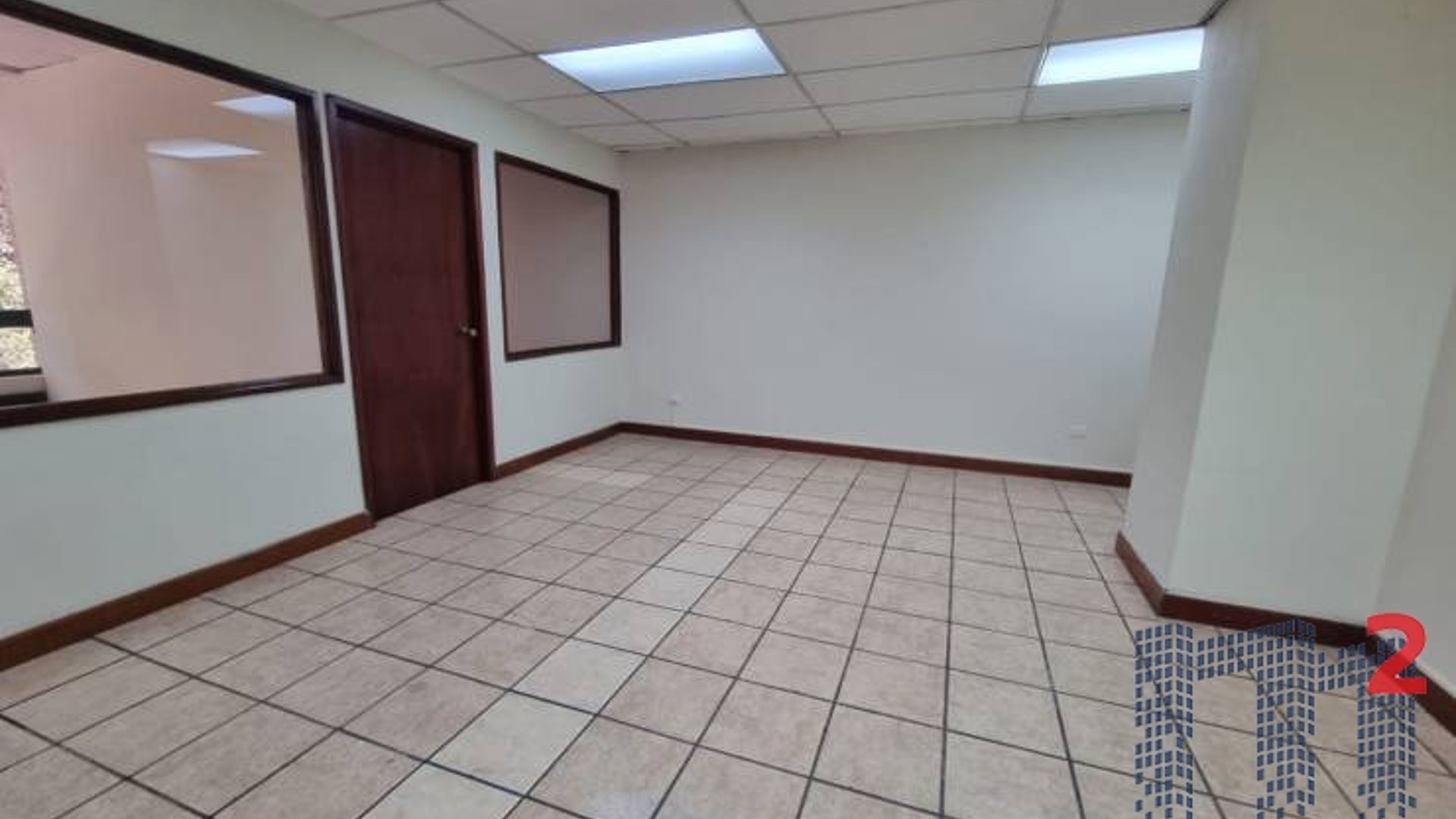 Oficina en Renta, Zona 14 (R10405) - Miniatura 2
