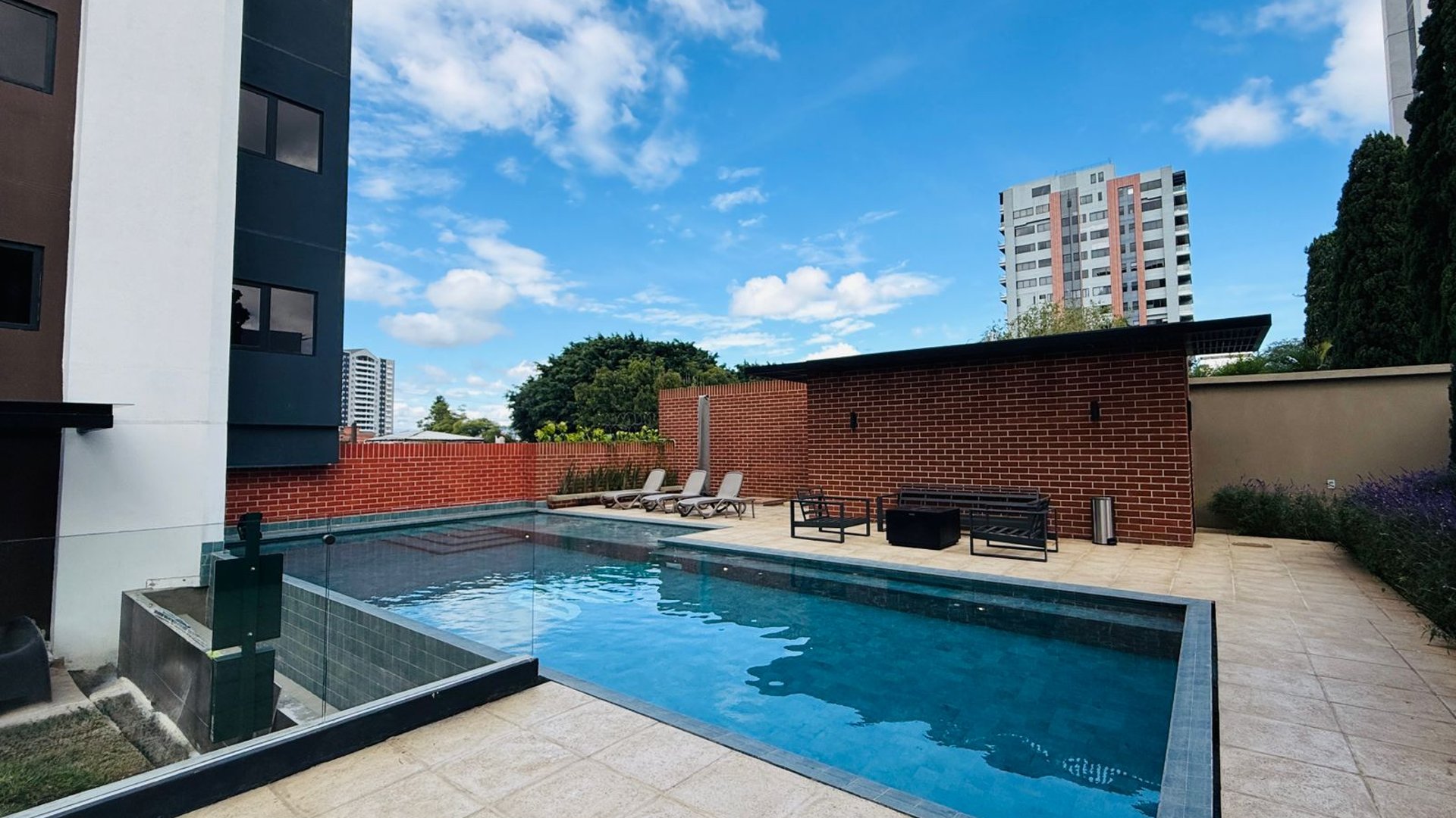 ALQUILER DE HERMOSO APARTAMENTO PARA ESTRENAR - ALENA, ZONA 15 - Miniatura 18