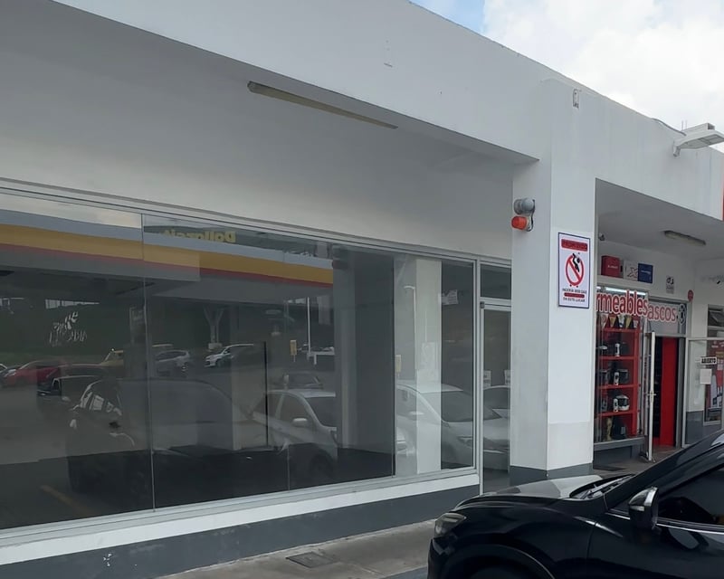 LOCAL COMERCIAL EN RENTA | SHELL EL NARANJO | ZONA 11 DE MIXCO