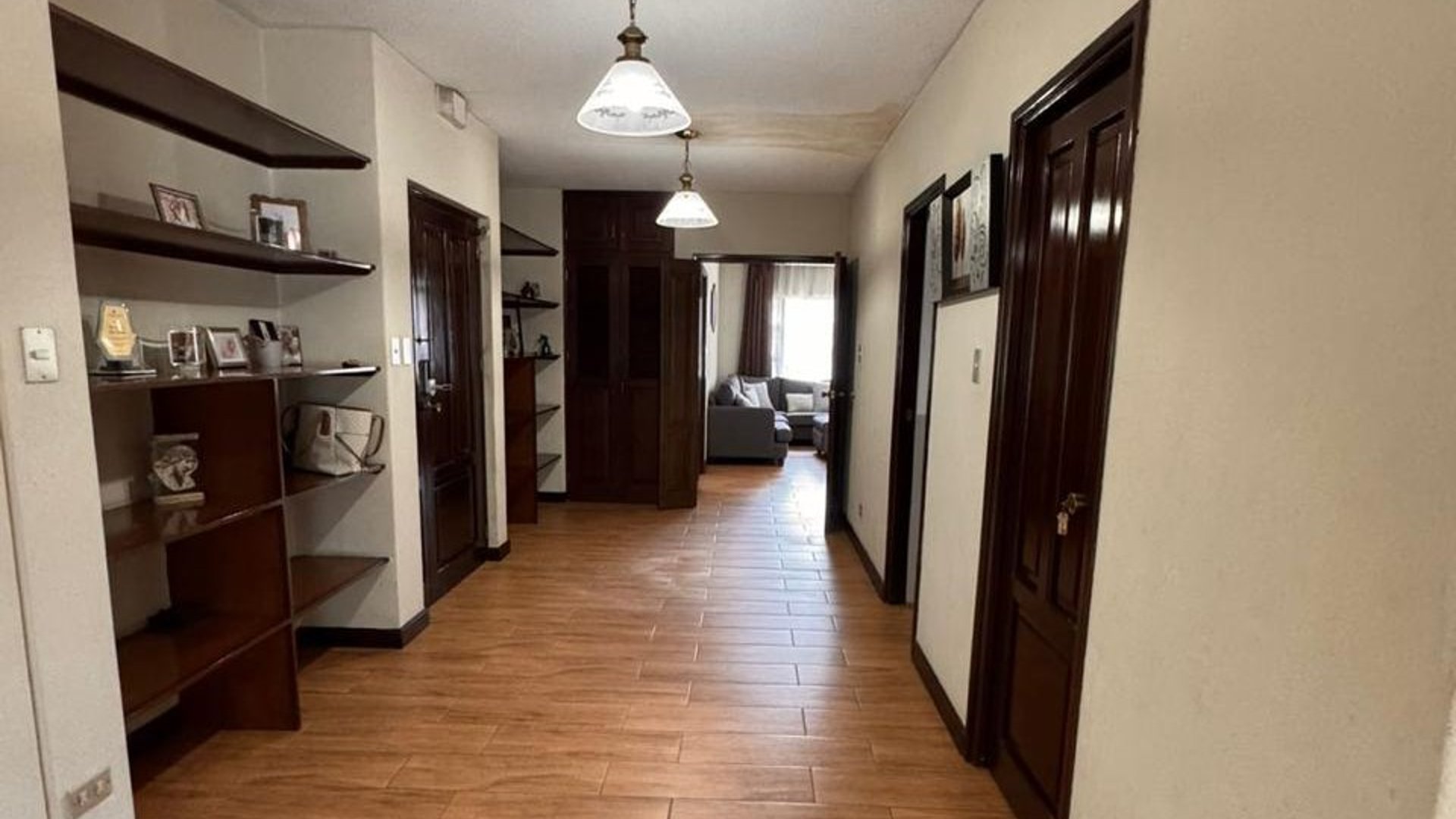 Apartamento en renta en zona 15 - vista hermosa 2 Ref-6058 - Miniatura 2