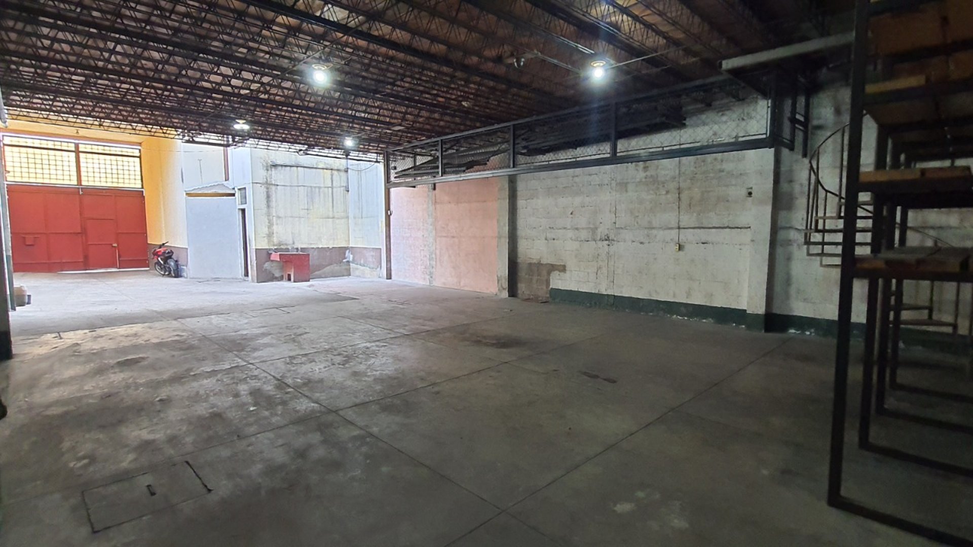 Warehouse for Rent with Office in Zona 8, Guatemala City | Q22,000