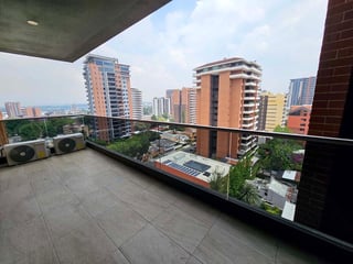 Alquiler apartamento de lujo 2 Dormitorios en Santa Inés Zona 14 - 3