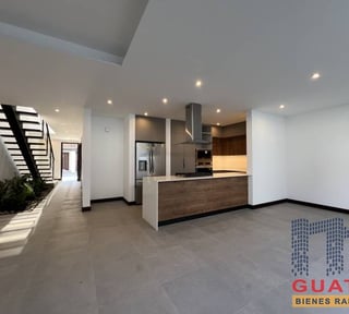 Casa en Renta, Zona 10 (R10170)