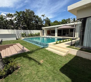 LIKIN CASA MODERNA REMODELA EN VENTA