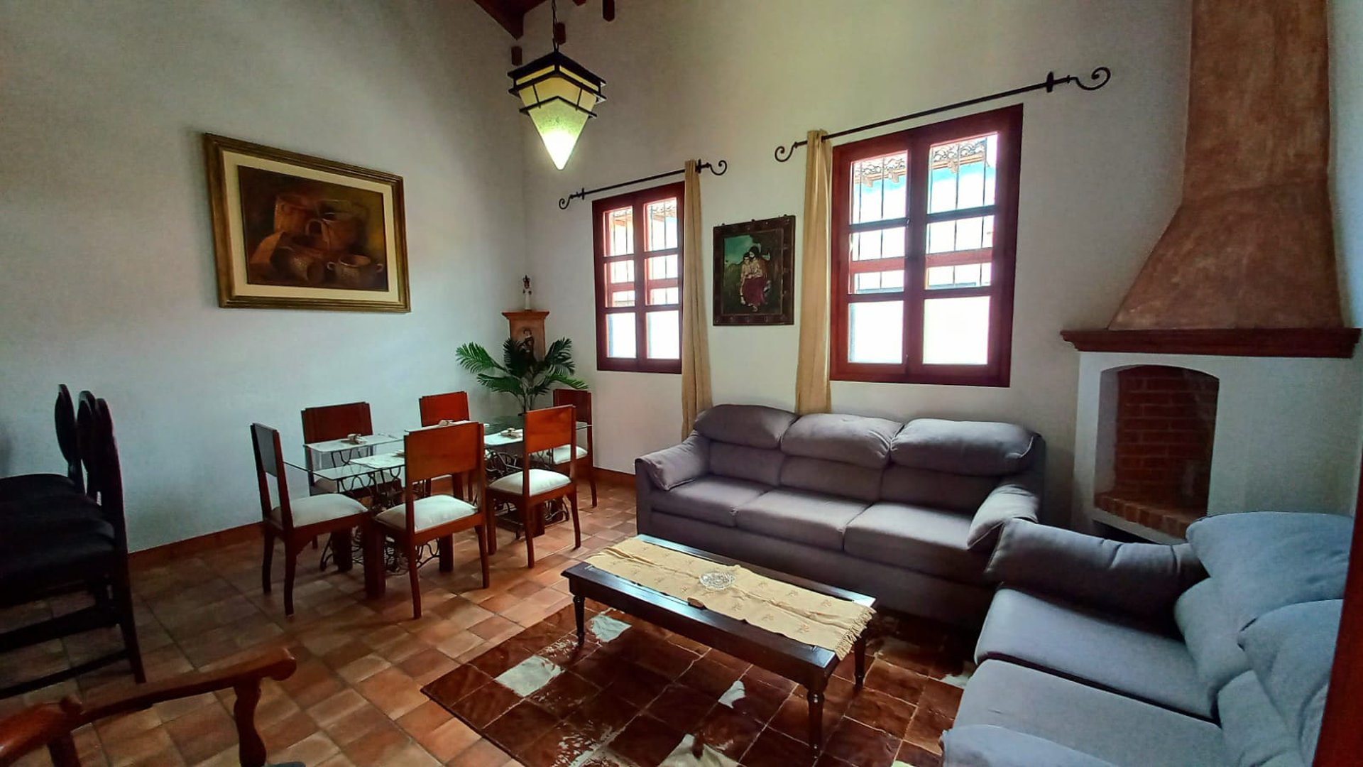 HERMOSA CASA EN RENTA DENTRO DE CONDOMINIO EN JOCOTENANGO.  - Image 1