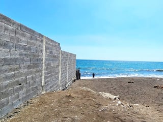 TERRENO EN VENTA EN IZTAPA  A 20 METROS DEL MAR - 5