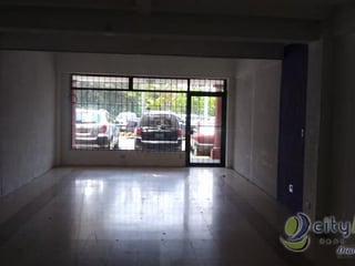 Local Comercial en el limite de Zona 10 y Zona 15 - 3