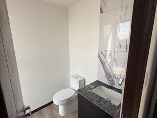 Apartamento grande en venta en zona 11 de Guatemala. - 4