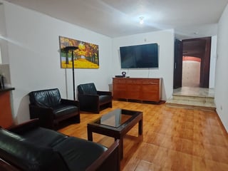 Apartamento amueblado de 2 habitaciones en Zona 15 - 2
