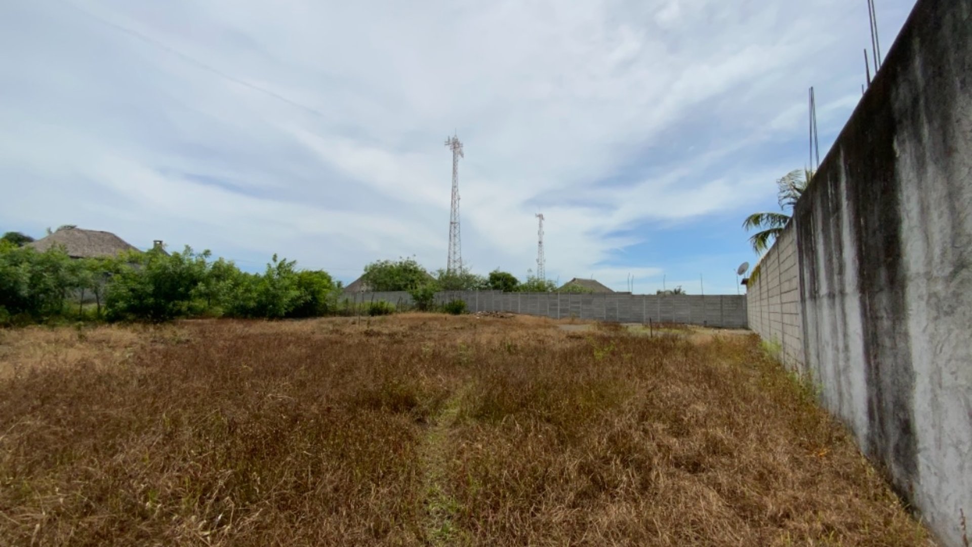 Casa en venta en Carretera a Hawai Monterrico, Chiquimulilla - Miniatura 12