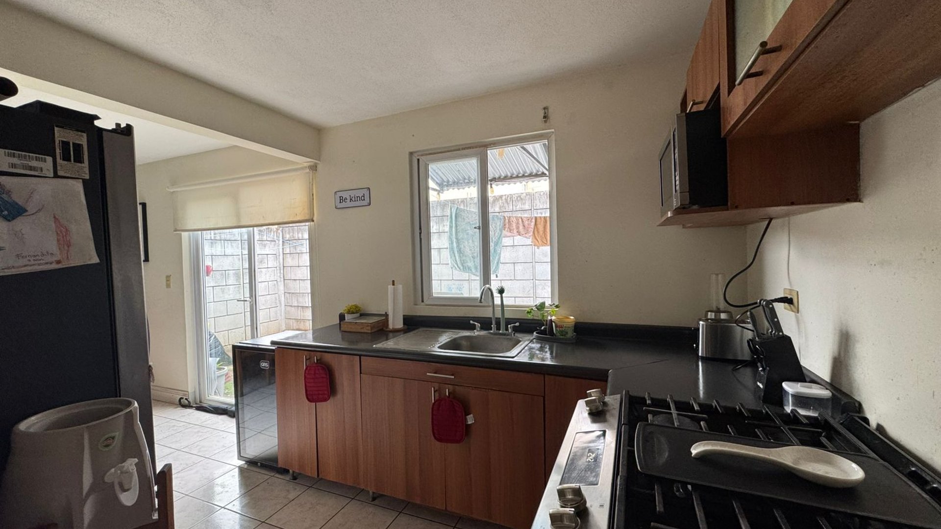 Casa en Venta Condado Catalina, zona 6 de Villa Nueva - Miniatura 2