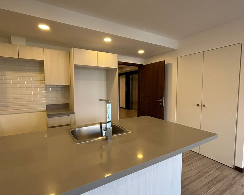 Venta de apartamento para inversión -2 habitaciones - zona 10 Ref-6021