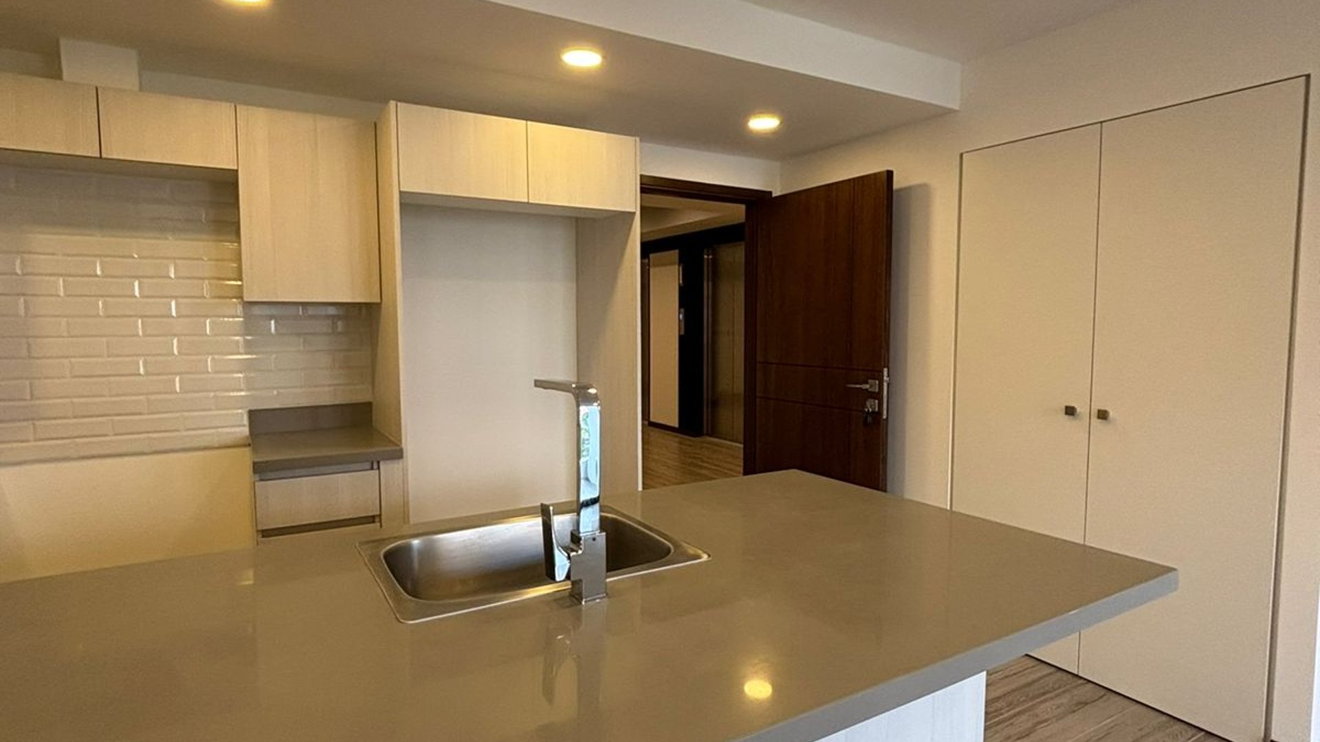 Venta de apartamento para inversión -2 habitaciones - zona 10 Ref-6021 - Image 1