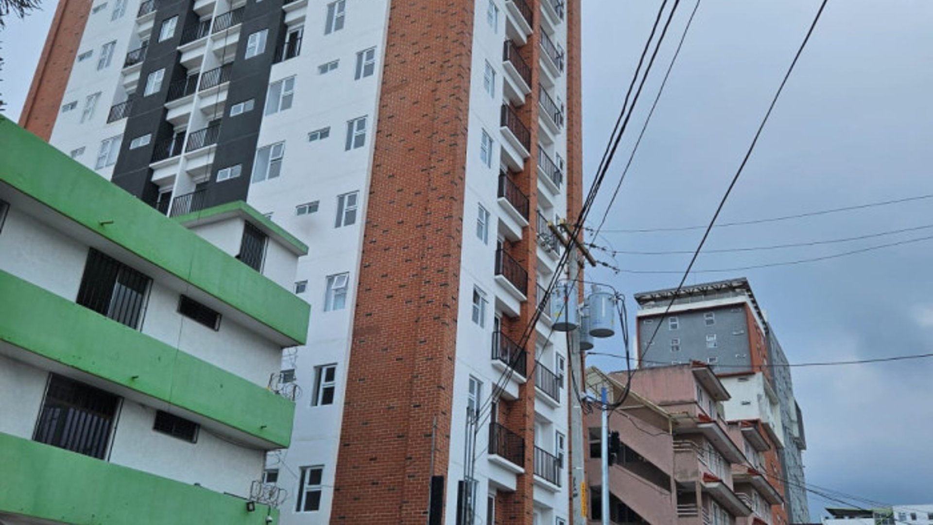 Apartamento en venta en edificio Nuevo en zona 12.