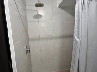 Apartamento amplio 81m2 en venta Sta. Catarina Pinula - 2