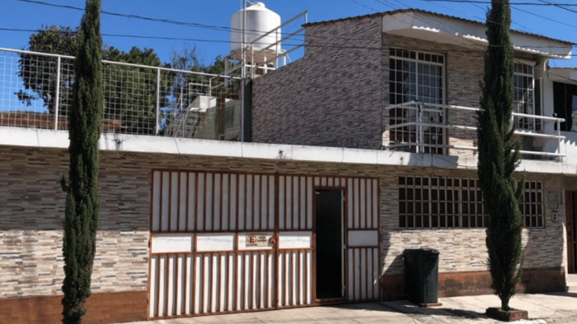 CASA EN VENTA EN ZONA 10 DE MIXCO