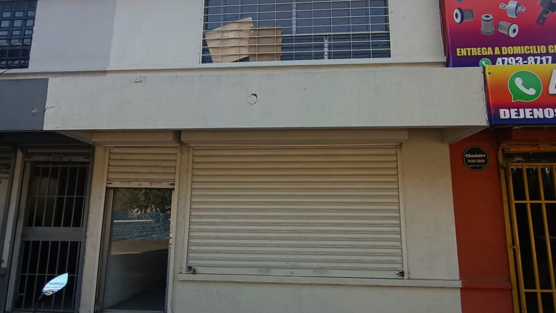 LOCAL COMERCIAL EN RENTA  PLAZA FLORENCIA ZONA 12