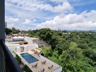Apartamento en venta en zona 2 Ciudad Nueva - 5