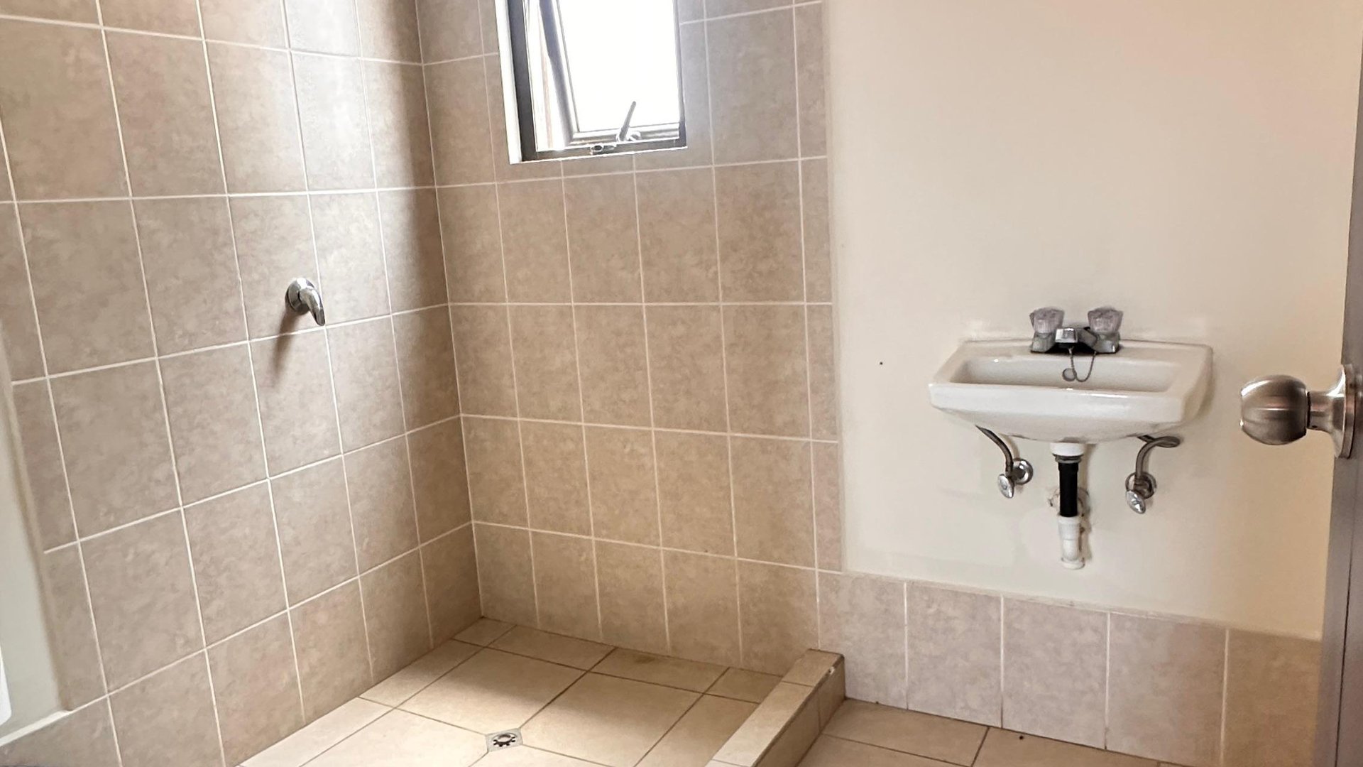 Venta de casa de 1 nivel en Lazos de Fraijanes - Miniatura 14