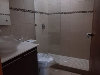 Luxurious 4 Bedroom House with Garden for Sale in Cañadas de Arrazola CAES - Image 9