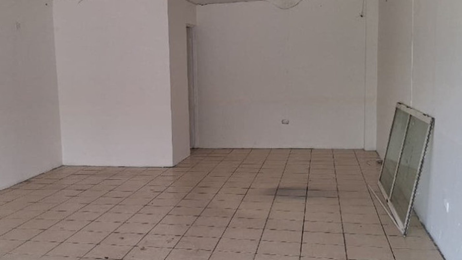 Local en Renta con Alta Exposición en Puerto San José - Miniatura 5