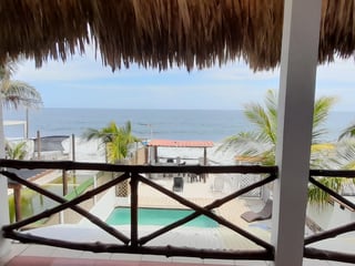 CASA DE PLAYA EN VENTA, EN IZTAPA, CASA SOL Y CASA LUNA - 4