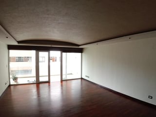 Apartamento en alquiler, Vista Real zona 14 - Image 2