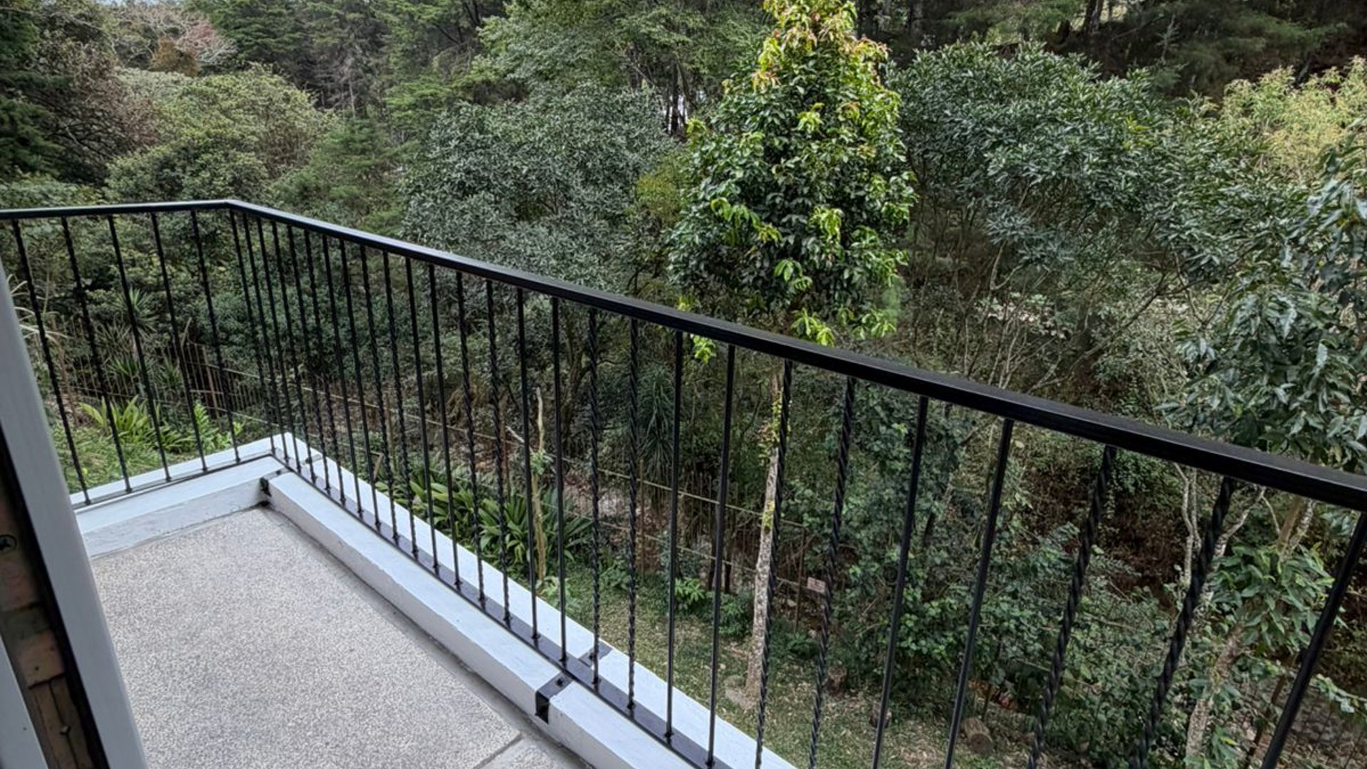 Apartamentos amueblados en renta zona 16 – La Montaña - Miniatura 6
